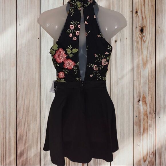 As U Wish Embroidered Keyhole Dress - Picture 2 of 6